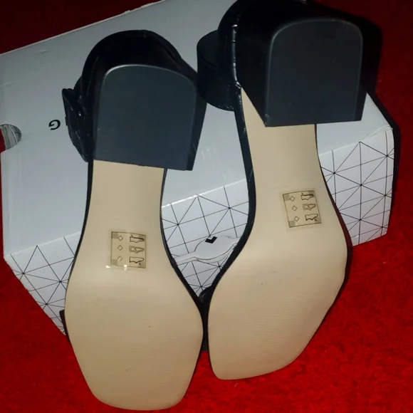 Call It Spring Shoes - Picture 3 of 6